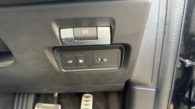 Land Rover Discovery Sport 1.5 P300e R-Dynamic SE 5dr Auto [5 Seat] Station Wagon